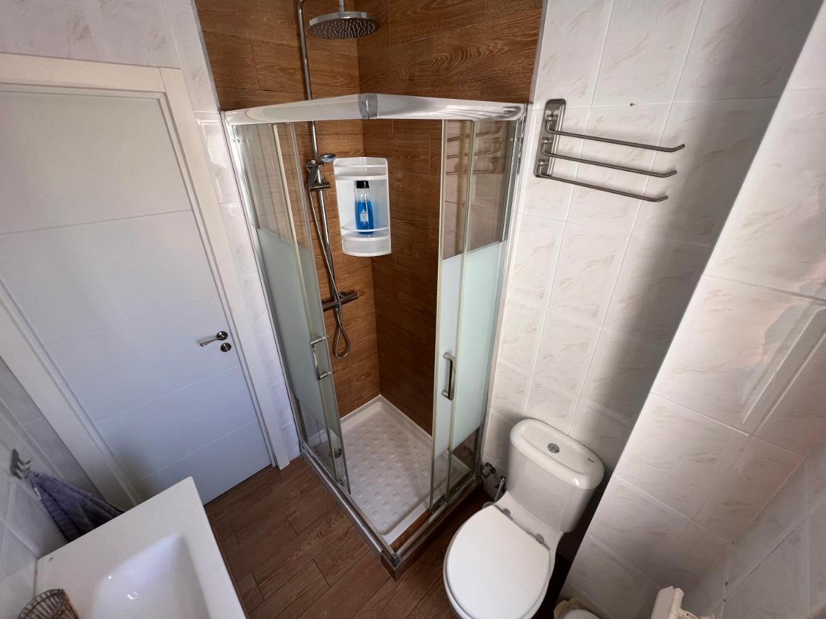 Genuar Apartments Malaga Center. Free Parking Exteriör bild